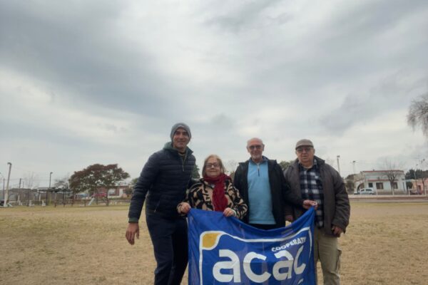 FOTO DONACION CARMELO UNO